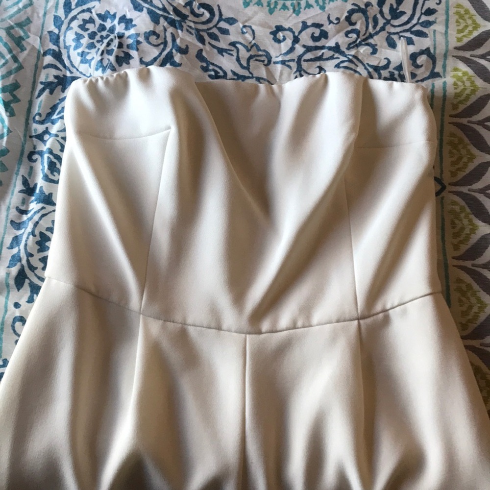 Classy white express jumper.